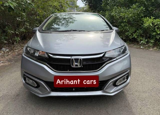 https://images10.gaadi.com/usedcar_image/4521905/original/processed_caa545c0edb4c24fee1a48a244dbbfc3.jpg?imwidth=6400