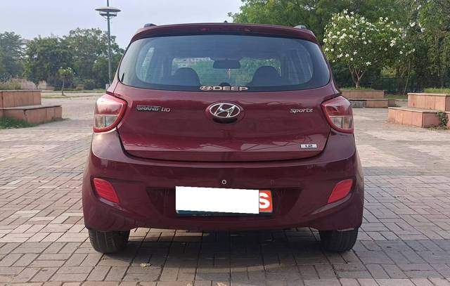 https://images10.gaadi.com/usedcar_image/4521909/original/processed_d7e5e4101325185d7dc2ba821873a8d8.jpg?imwidth=6402