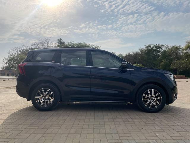 https://images10.gaadi.com/usedcar_image/4521917/original/d8b0e25107875c40e14278f805244128.jpg?imwidth=6401