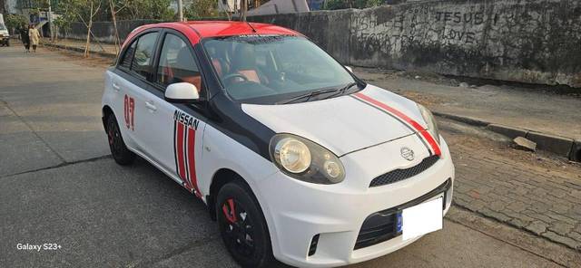 https://images10.gaadi.com/usedcar_image/4521926/original/processed_aed0fe5060bfab9e25150cce77555725.jpeg?imwidth=6400