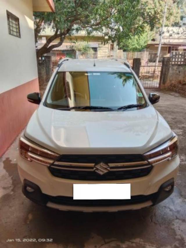 https://images10.gaadi.com/usedcar_image/4521928/original/processed_9476a8ec-9876-4f29-9dc3-ad08842ae486.jpg?imwidth=6400
