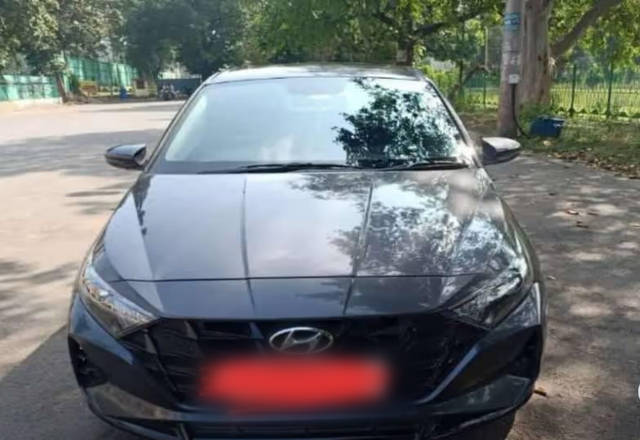 https://images10.gaadi.com/usedcar_image/4521938/original/4042ee9f-864b-4c3c-8fc5-9652b0d60604.?imwidth=6402
