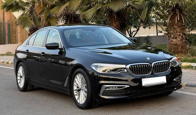 https://images10.gaadi.com/usedcar_image/4521943/original/processed_ac70cb4ae5320d77021eafff5dad679a.jpg?imwidth=6400