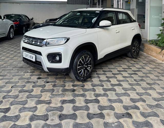 https://images10.gaadi.com/usedcar_image/4521946/original/processed_a67d48ca7bb96e6969b6da40f17833c9.jpg?imwidth=6401