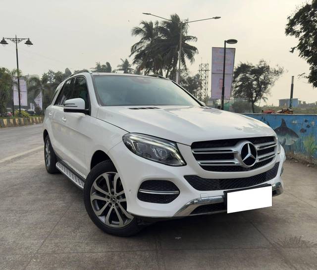 https://images10.gaadi.com/usedcar_image/4521953/original/processed_0ea78b820bb85dcceab0b3834d2249c0.jpeg?imwidth=6400