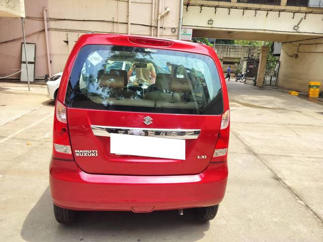 https://images10.gaadi.com/usedcar_image/4521986/original/processed_35360b7fd88d3560d7282e8db30e01c7.jpg?imwidth=6401