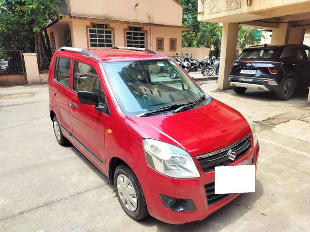 https://images10.gaadi.com/usedcar_image/4521986/original/processed_cafb6b051dcd28b8cf25a3399d2badef.jpg?imwidth=6400