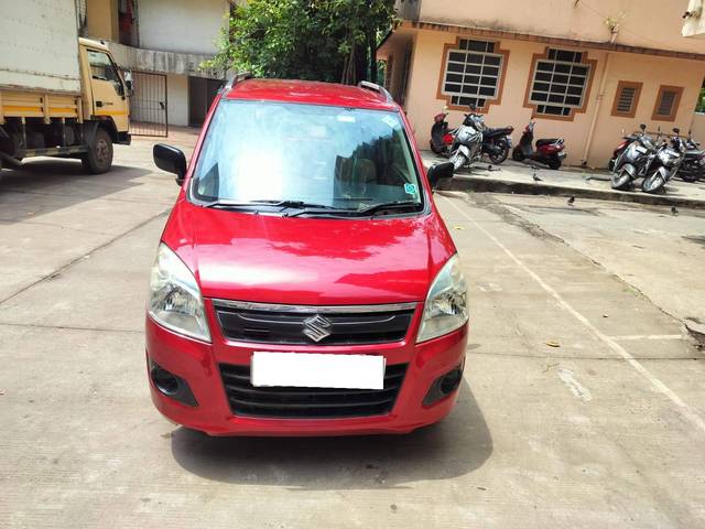 https://images10.gaadi.com/usedcar_image/4521986/original/processed_fb77c9554d75a2878a8df4815fd466d6.jpg?imwidth=6402