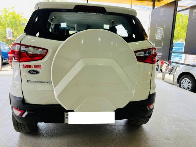 https://images10.gaadi.com/usedcar_image/4521988/original/processed_ee7ad40c0a468ce2c2ad443794956e64.jpg?imwidth=6401