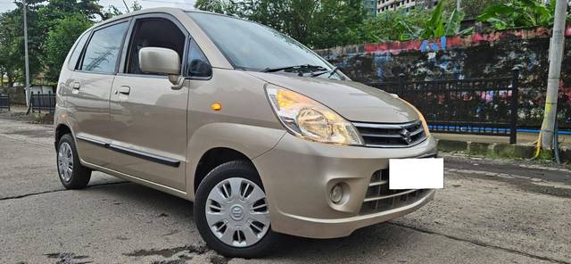 https://images10.gaadi.com/usedcar_image/4521997/original/processed_4a1aa1f282ce80f4d32ad24987079618.jpeg?imwidth=6400