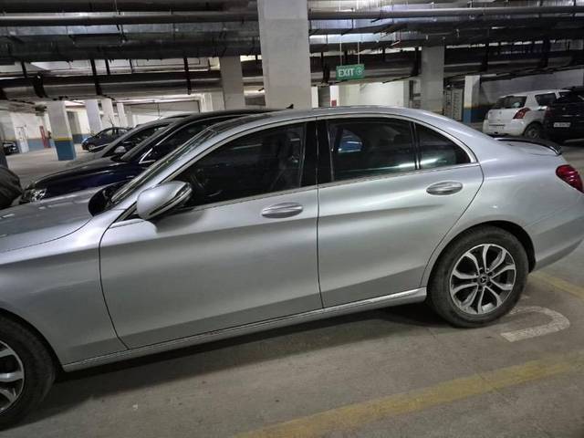 https://images10.gaadi.com/usedcar_image/4522004/original/processed_8e7aceaf-3f7d-451f-aeb5-8110787bf3d2.jpeg?imwidth=6400