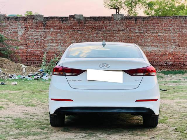 https://images10.gaadi.com/usedcar_image/4522011/original/processed_8d40c2941fca75976741784edcdfaa99.jpg?imwidth=6402
