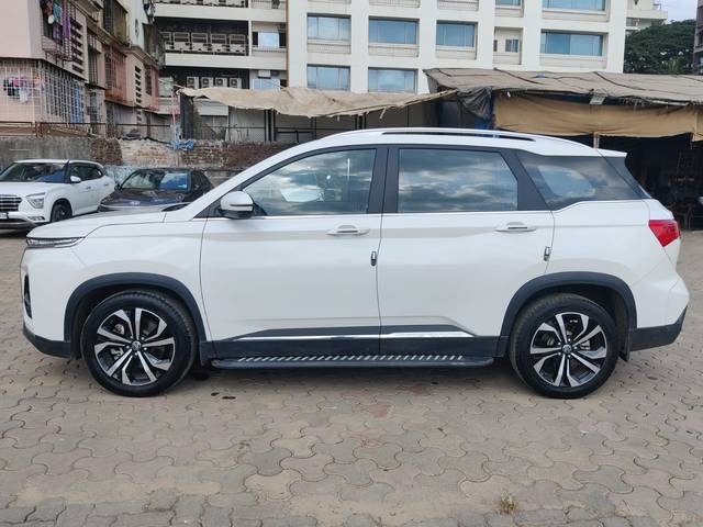 https://images10.gaadi.com/usedcar_image/4522016/original/993f7d406a2540304fc3156d7c25bfcf.jpeg?imwidth=6402