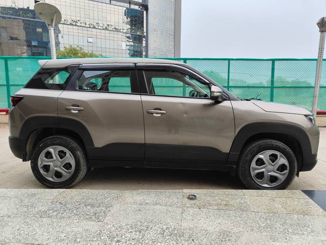 https://images10.gaadi.com/usedcar_image/4522023/original/0af4f6c0b951fab46dee8687ae622ece.jpg?imwidth=6401