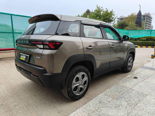 https://images10.gaadi.com/usedcar_image/4522023/original/processed_7c8203223159b00f213904d6649f69e2.jpg?imwidth=6402