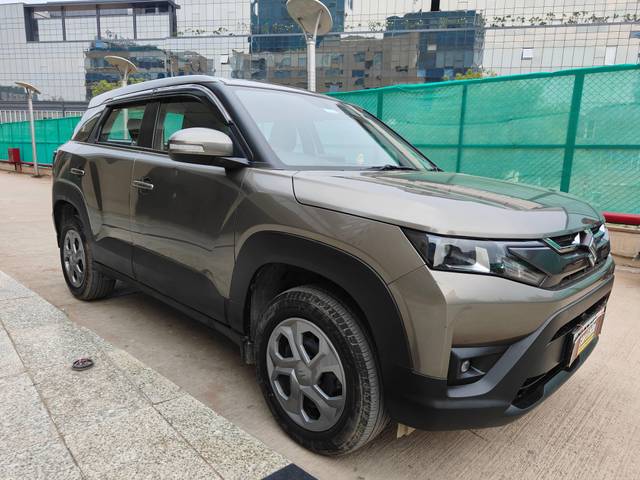 https://images10.gaadi.com/usedcar_image/4522023/original/processed_940a3d79e8a49b337cc034d0e8988bb5.jpg?imwidth=6400