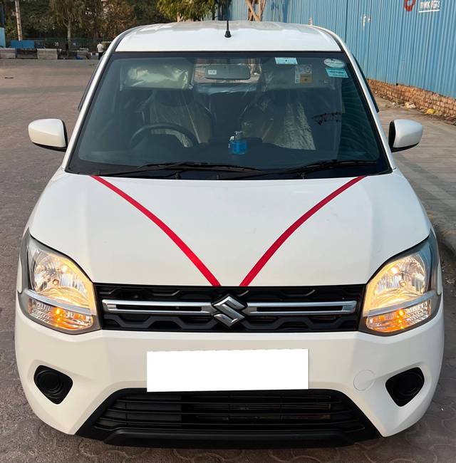 https://images10.gaadi.com/usedcar_image/4522025/original/processed_3b796a37-dd04-413e-b06b-661d39570a39.jpg?imwidth=6402