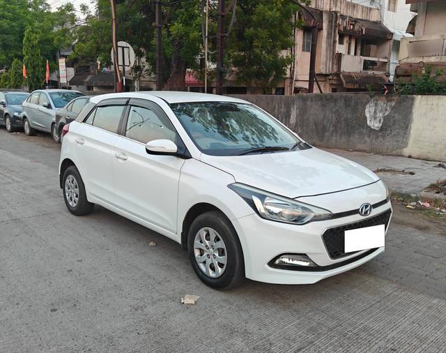 https://images10.gaadi.com/usedcar_image/4522026/original/processed_3c871b0742a2cd35d9ddb6935cee1464.jpg?imwidth=6400