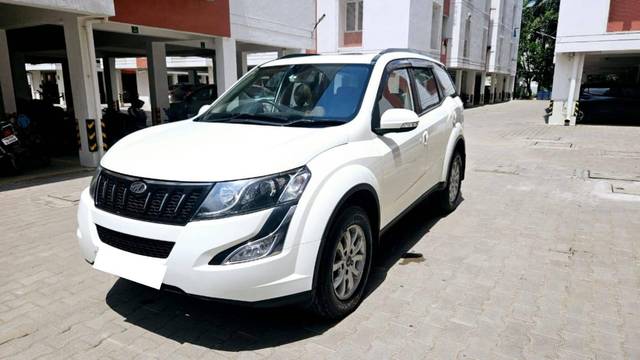 https://images10.gaadi.com/usedcar_image/4522032/original/processed_9a6b5a2cda6bdf6bec42260af7707f0c.jpg?imwidth=6401