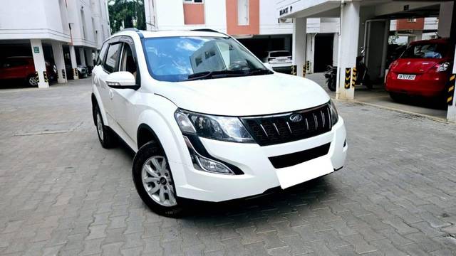 https://images10.gaadi.com/usedcar_image/4522032/original/processed_e3a624d5034ddc2b1c3fe23dabb8159e.jpg?imwidth=6400