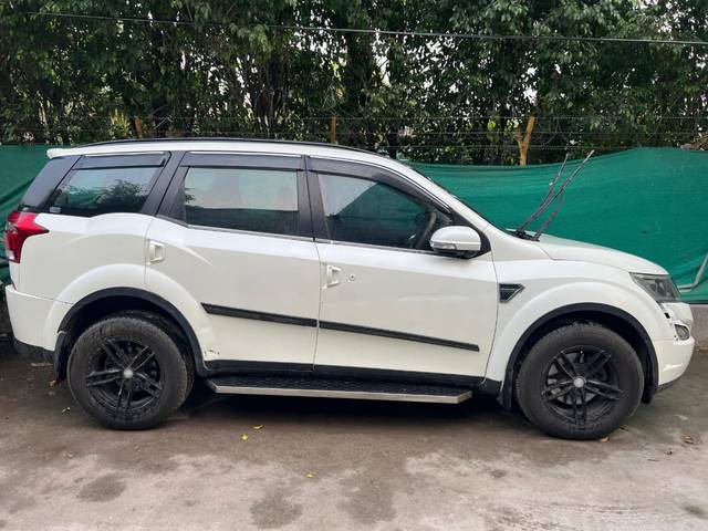 https://images10.gaadi.com/usedcar_image/4522033/original/8c183b7b6b5650311655786c42dd6537.jpg?imwidth=6401