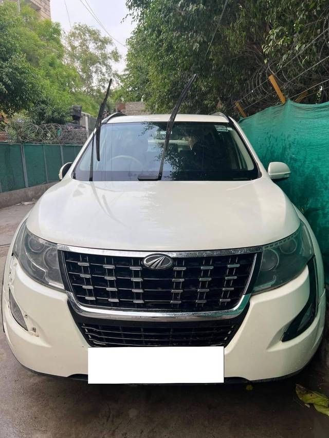https://images10.gaadi.com/usedcar_image/4522033/original/processed_09c996e1bf70742e1b8d66c12fe6da45.jpg?imwidth=6400