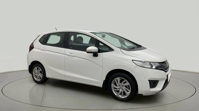 https://images10.gaadi.com/usedcar_image/4522039/original/91d2da4675b072e055598932b6582ec5.jpg?imwidth=6400