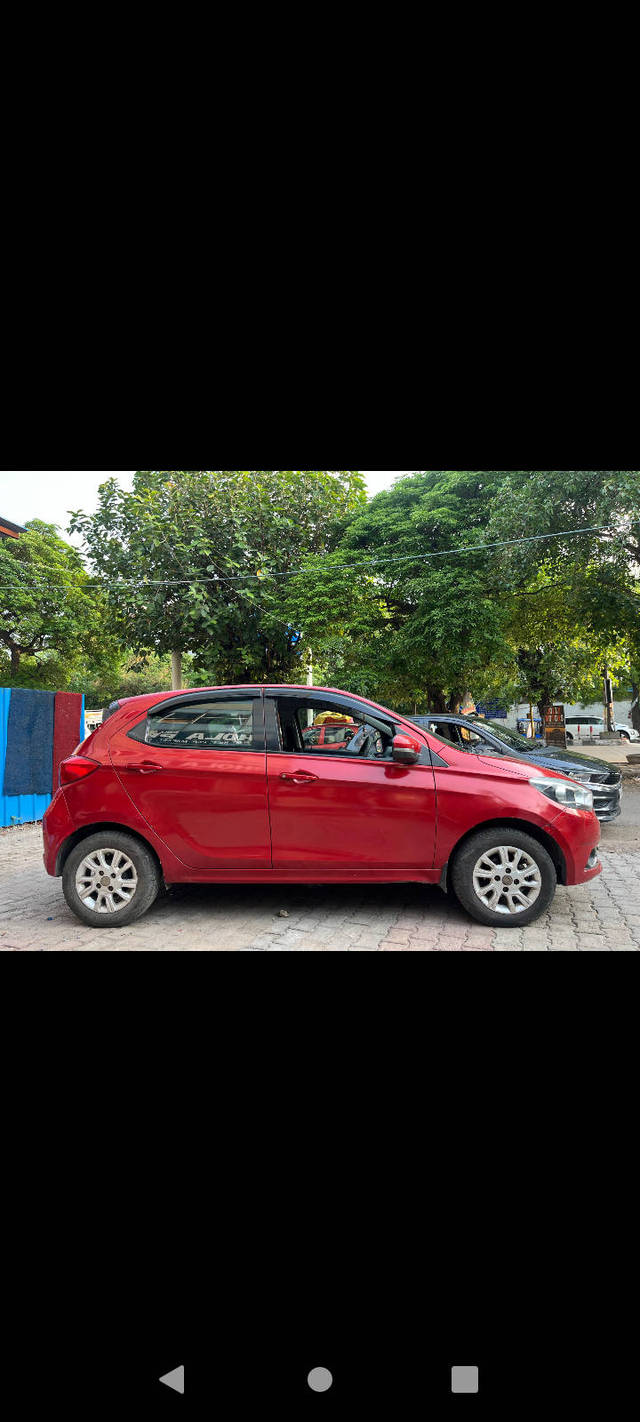 https://images10.gaadi.com/usedcar_image/4522042/original/processed_a7095d0bc978818158a7475ddf11a002.png?imwidth=6401