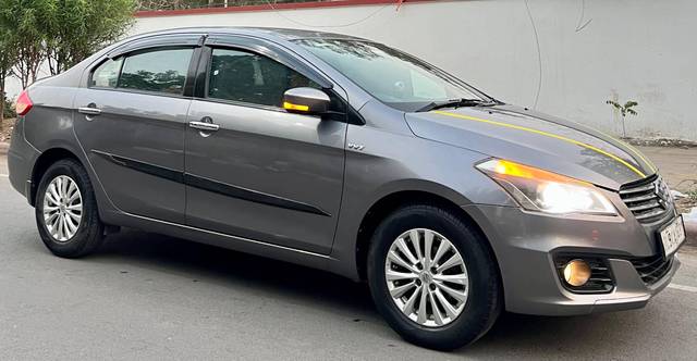 https://images10.gaadi.com/usedcar_image/4522052/original/processed_1e6af95f-d14e-4c89-bc75-cb3f19fe8417.jpg?imwidth=6400