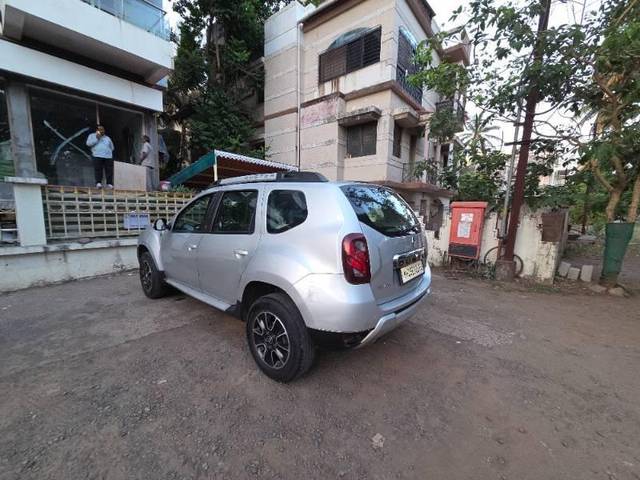 https://images10.gaadi.com/usedcar_image/4522059/original/processed_3f62fc9e-0da1-4d54-860a-4a939c5bce51.jpg?imwidth=6401