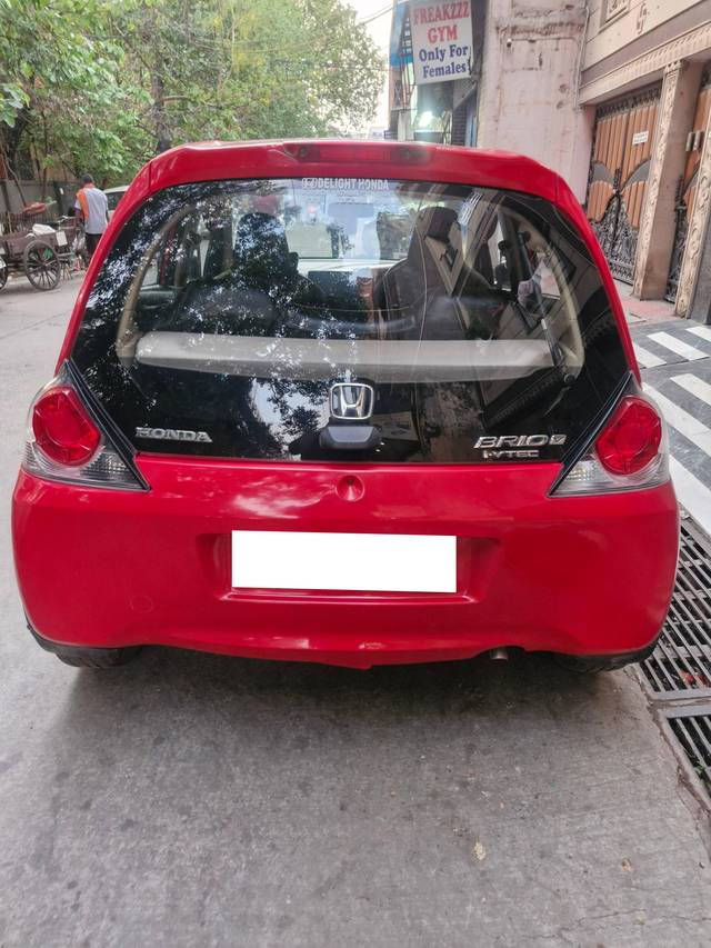 https://images10.gaadi.com/usedcar_image/4522061/original/processed_b597c572a800c6b149218dad594b739c.jpg?imwidth=6401