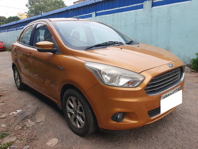 https://images10.gaadi.com/usedcar_image/4522103/original/processed_c1d600e18830571f4c1156e4675fa341.jpg?imwidth=6400