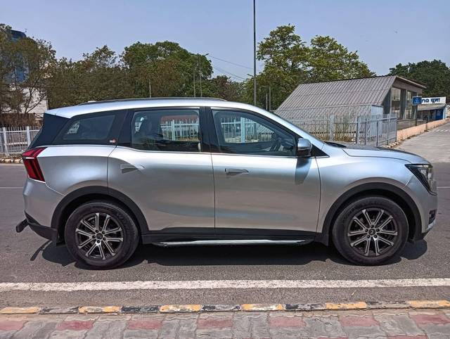 https://images10.gaadi.com/usedcar_image/4522110/original/processed_ae27d9e27b4abfe90a6e55b2f7a19d84.jpg?imwidth=6401