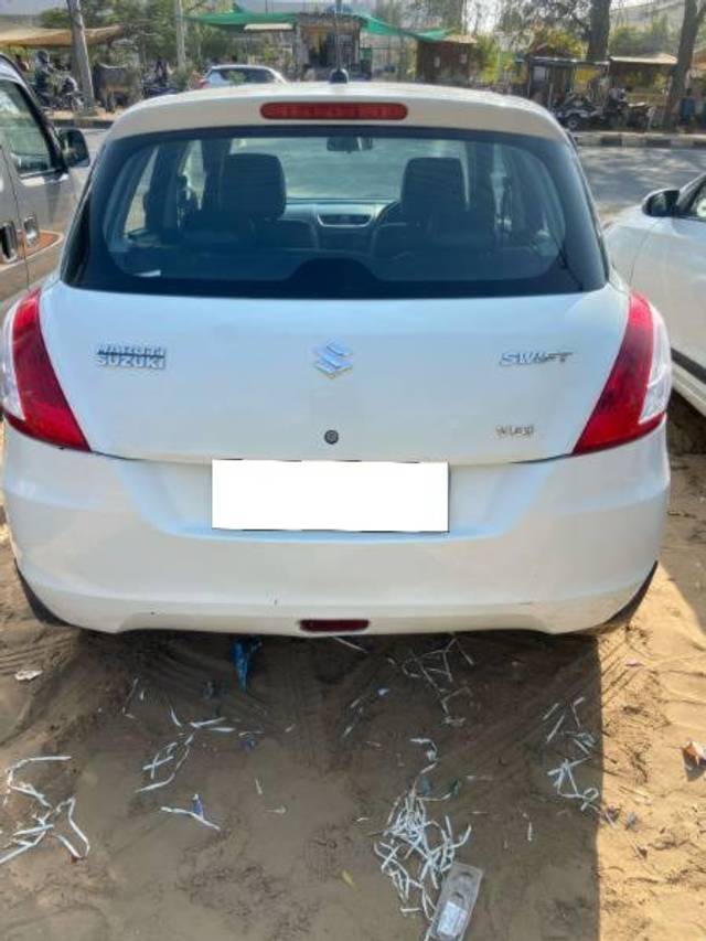 https://images10.gaadi.com/usedcar_image/4522114/original/processed_dc284dbf-86df-4601-bc36-300278a799b1.jpg?imwidth=6401