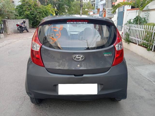 https://images10.gaadi.com/usedcar_image/4522130/original/processed_21548735831ecebf6d4e3d1f77f69cf3.jpg?imwidth=6402