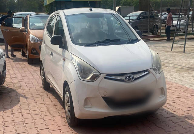 https://images10.gaadi.com/usedcar_image/4522134/original/00edfb17-528e-4149-b4c7-cc1a8600f8c1.?imwidth=6400