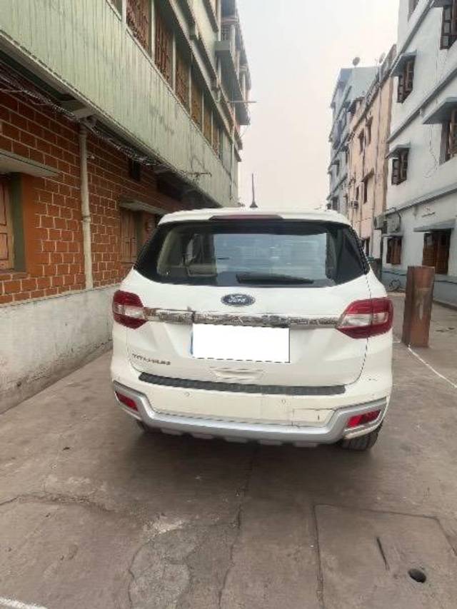 https://images10.gaadi.com/usedcar_image/4522176/original/processed_46610ceb-b061-4cc9-aace-8f234cdc6f9c.jpeg?imwidth=6402