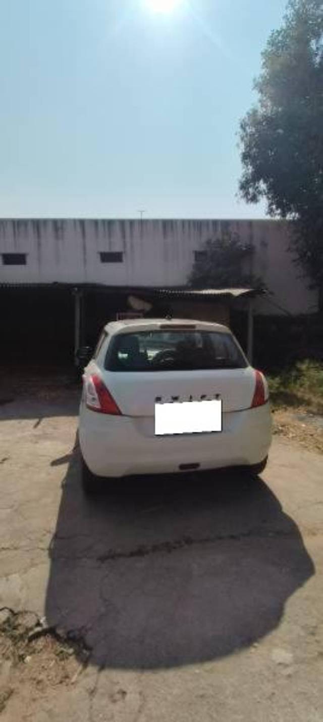 https://images10.gaadi.com/usedcar_image/4522201/original/processed_2cf0368f-f9de-46f5-828c-67af1f9bc065.jpg?imwidth=6401