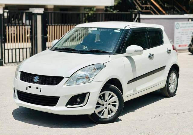 https://images10.gaadi.com/usedcar_image/4522206/original/processed_1ae5760c122cc6d6ef53e3e3c1a9856c.jpg?imwidth=6402