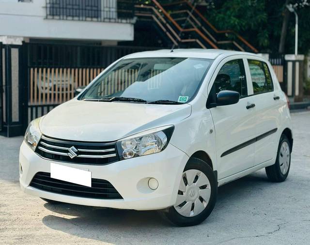 https://images10.gaadi.com/usedcar_image/4522214/original/processed_63438f483a626847dc3e26af2bd6bf26.jpg?imwidth=6402