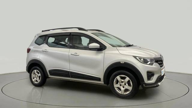 https://images10.gaadi.com/usedcar_image/4522298/original/a60d4c3409568499d0dff32f28320d05.jpg?imwidth=6400