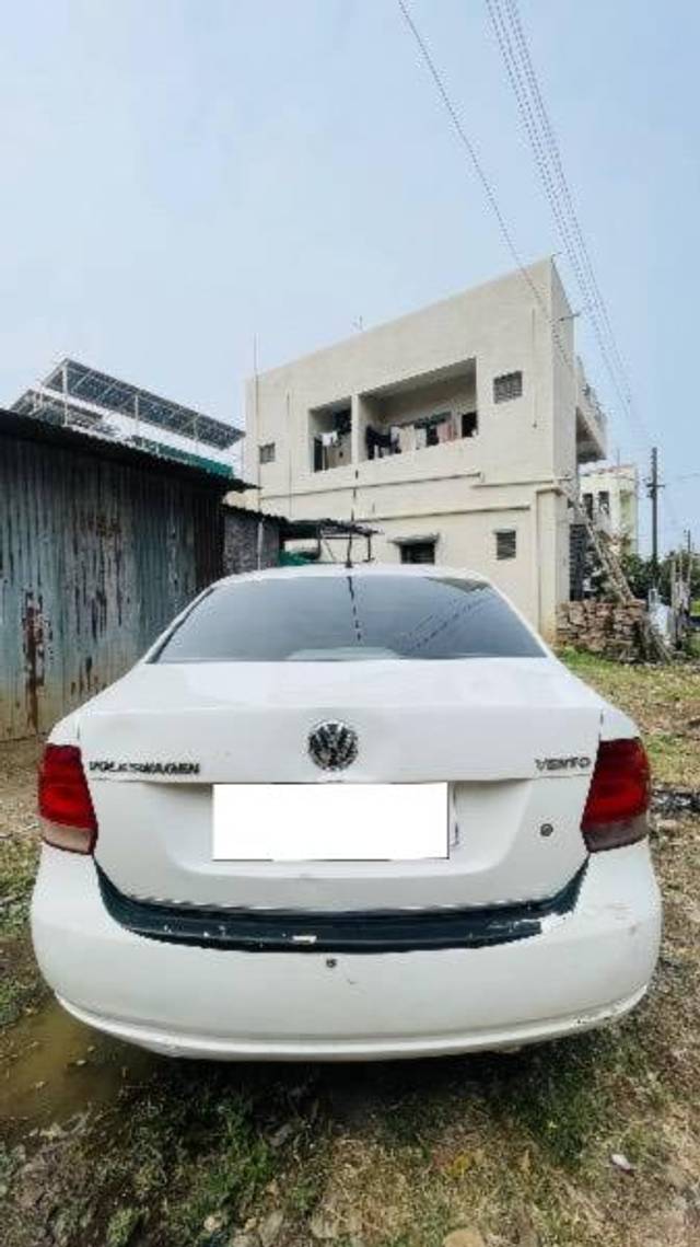 https://images10.gaadi.com/usedcar_image/4522341/original/processed_0487ac37-c482-4aca-aa2b-44ec825f548e.jpeg?imwidth=6401