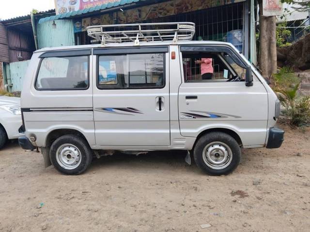 https://images10.gaadi.com/usedcar_image/4522345/original/processed_443852ea-6ddc-4655-90f0-9e612a9a9d2f.jpg?imwidth=6401