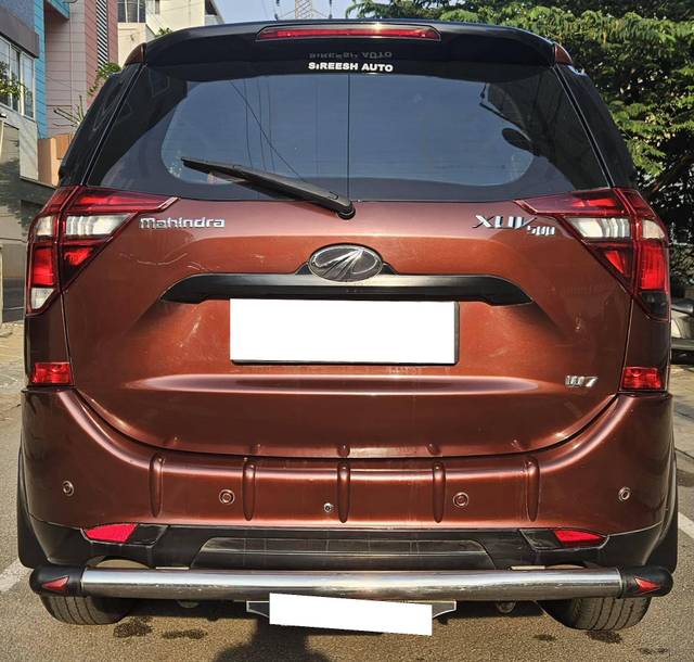 https://images10.gaadi.com/usedcar_image/4522354/original/processed_66585b0eb8b35da105ca4f2df224a32b.jpg?imwidth=6401