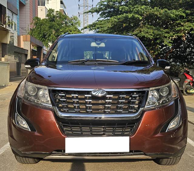 https://images10.gaadi.com/usedcar_image/4522354/original/processed_b46d39446bc5fcf51ff8f68f6bfd7870.jpg?imwidth=6402