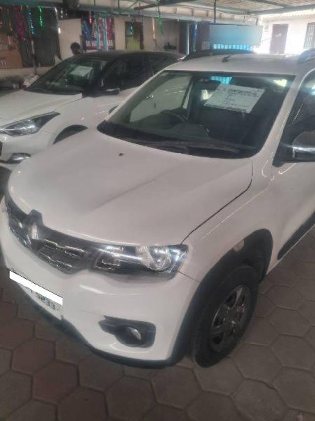 https://images10.gaadi.com/usedcar_image/4522355/original/processed_1283710b-93d0-41d9-b130-7d0109324424.jpg?imwidth=6401
