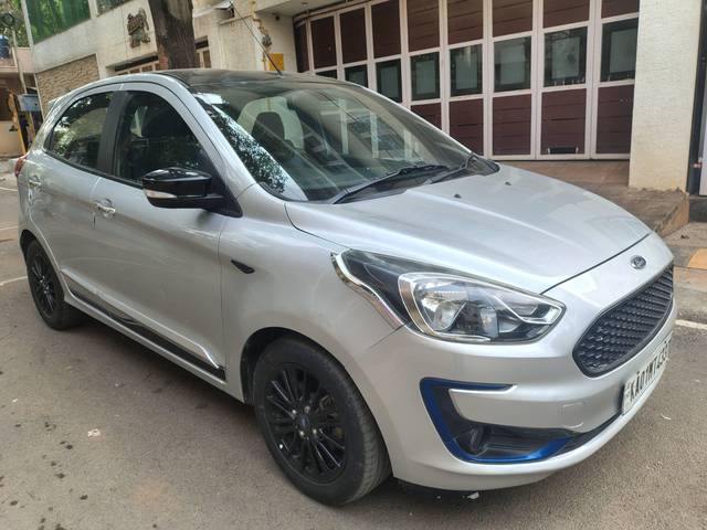 https://images10.gaadi.com/usedcar_image/4522357/original/processed_30da7679b6f2edaff333305b48bed83d.jpg?imwidth=6400