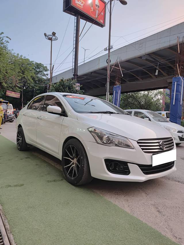 https://images10.gaadi.com/usedcar_image/4522362/original/processed_2be9119c70d2daacefdaeb0930c428dd.jpg?imwidth=6400