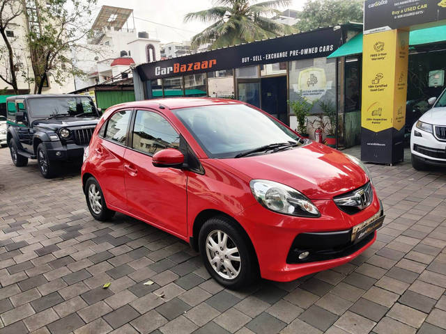 https://images10.gaadi.com/usedcar_image/4522366/original/processed_7678a59dc5e8587823c418bbb074f67a.png?imwidth=6400