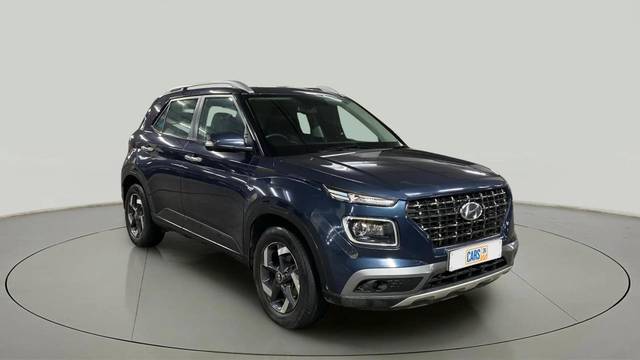 https://images10.gaadi.com/usedcar_image/4522368/original/9979258c16fcf58655f01479283466c6.jpg?imwidth=6400